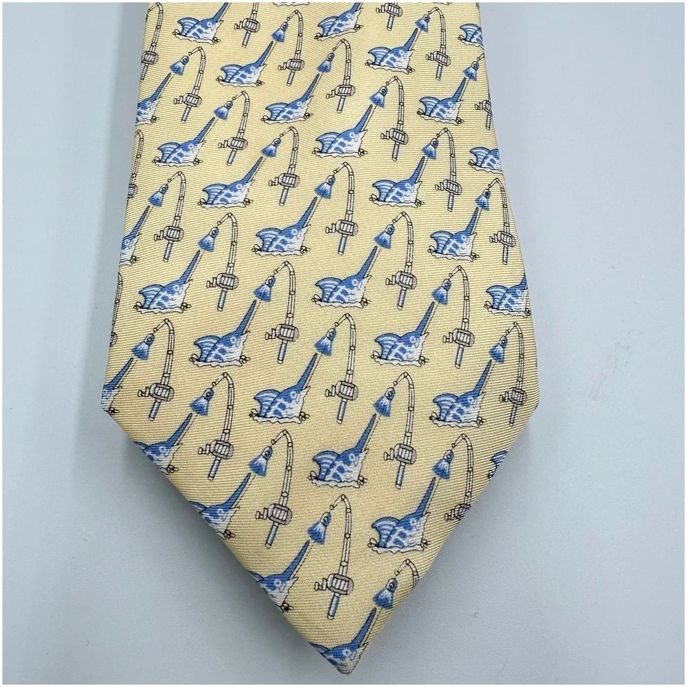 Southern‎ Tide Mens Silk Tie Yellow Marlin Fishing Rod Novelty Print 3.25in